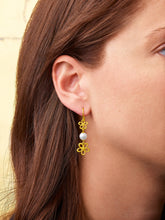 Cerisala Pearl Earrings