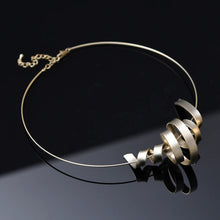 Voss Necklace