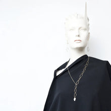 Vexta Necklace