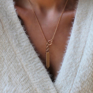 Flourish Lariat