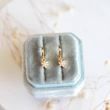 Brea Tiny Daisy Huggie Hoops