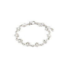 Inaya Collection