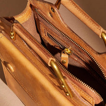 Neo Retro Crossbody