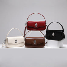 Aura Swing Bag