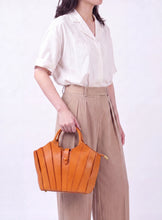 Bloom Satchel