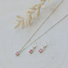 Glim Necklace