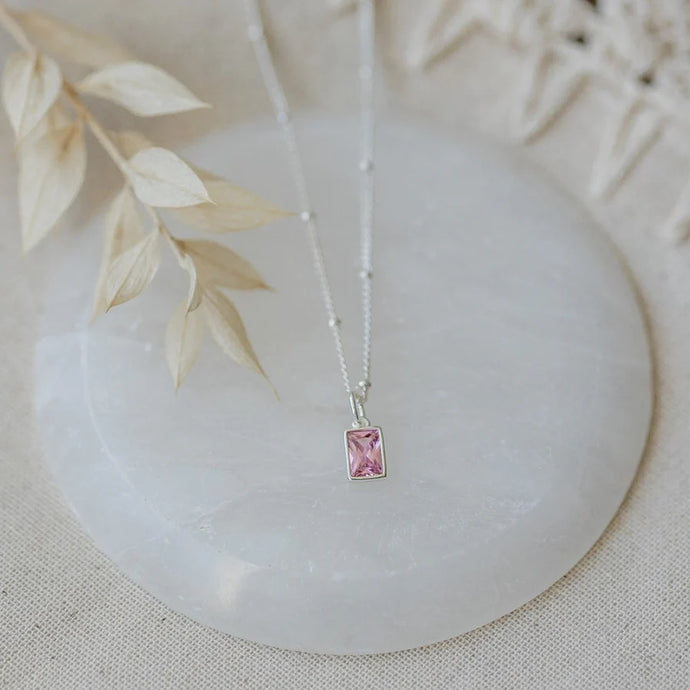 Glim Necklace
