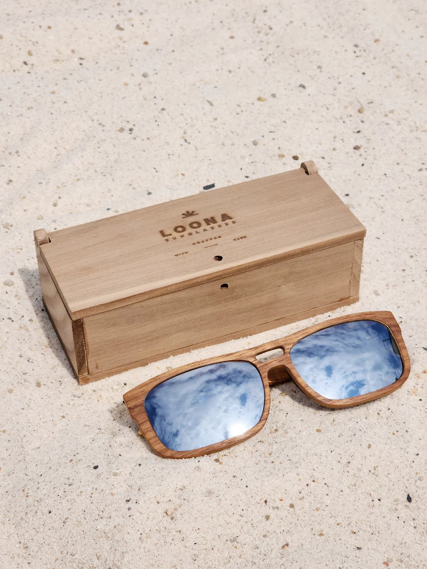 Horizon Walnut Sunglasses