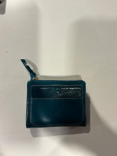 Fold-n-snap Bi-fold wallet