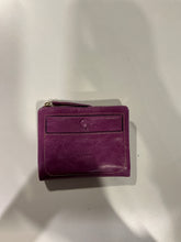 Fold-n-snap Bi-fold wallet