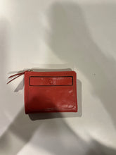 Fold-n-snap Bi-fold wallet