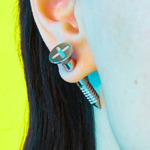 Screw Earring Short