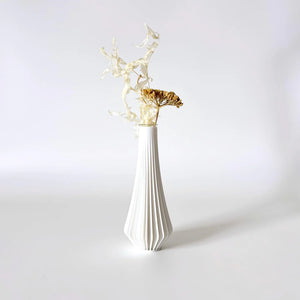 KANJI Floral Vase