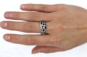 Labryinth Ring