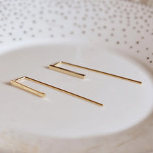 Liv Modern Bar Earrings