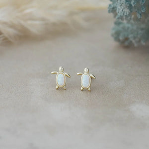 Maui Studs White Opalite
