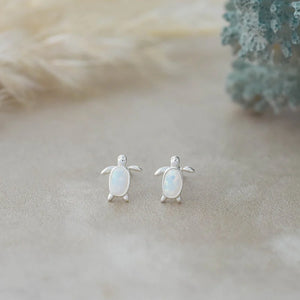 Maui Studs White Opalite