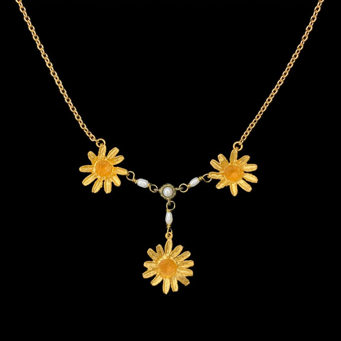 Yellow Butter Daisy Pearl Necklace