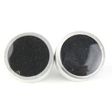 Resinique Studs