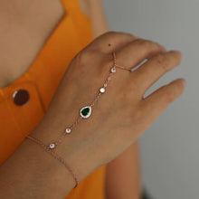 Ring and Bracelet Crystal Chain with an Emerald