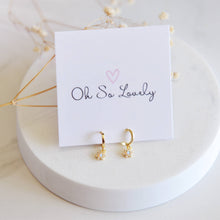 Brea Tiny Daisy Huggie Hoops