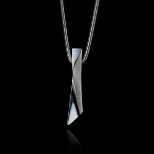 Apex Medium Pendant