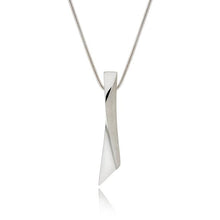 Apex Medium Pendant