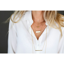 jj+rr Brushed Triangle Necklace Gold 4N401-G