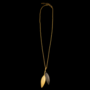 Silver Seasons Cordyline Double Leaf Pendant 9230BZ
