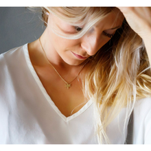 jj+rr Dragonfly Origami Necklace Gold 7N7-G