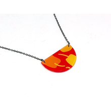 dconstruct Ecoresin Half Circle Necklace Chili Pop CP-NHCIR