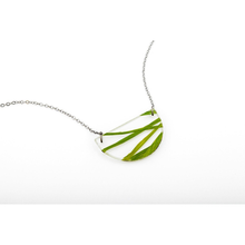 dconstruct Ecoresin Half Circle Necklace Seaweed SW-NHCIR-18