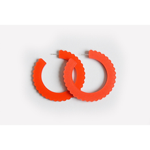 dconstruct Large Scallop Hoops Punch PU-ESCLH