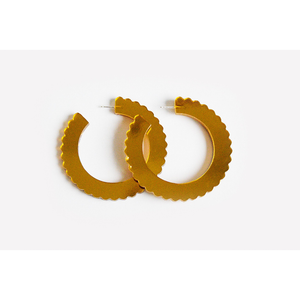 dconstruct Large Scallop Hoops Reflect Gold RFG-ESCLH