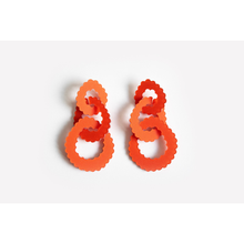 dconstruct Scallop Triple Link Earrings Punch PU-ESCLNK3 