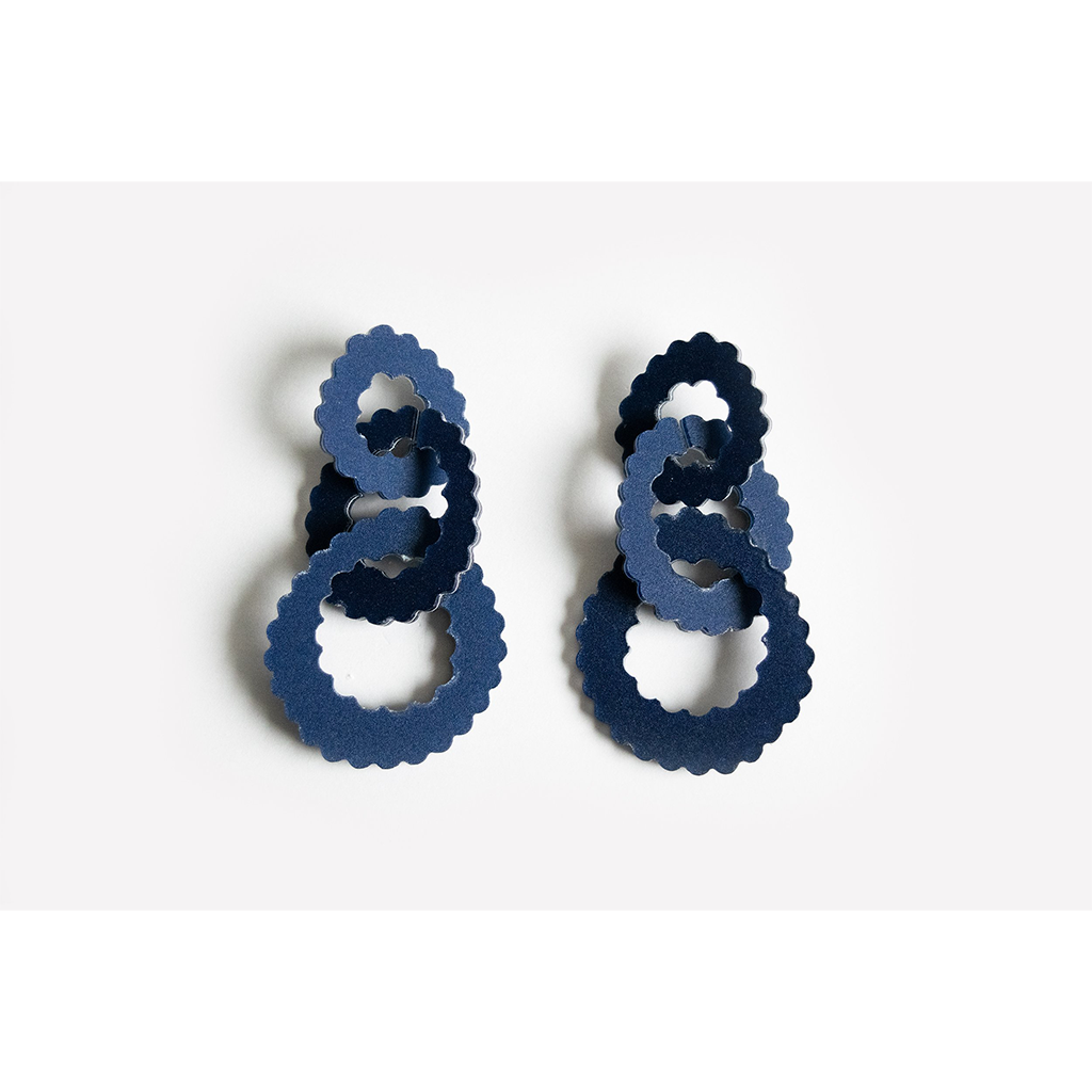 dconstruct Scallop Triple Link Earrings Wizard W-ESCLNK3