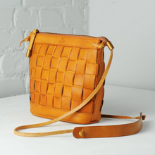 Uppdoo Fawn Venture Crossbody