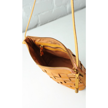 Uppdoo Fawn Venture Crossbody