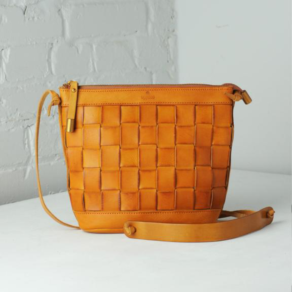 Uppdoo Fawn Venture Crossbody