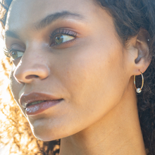 Kris Nations Freshwater Pearl Featherweight Hoops E708-G-TRQ