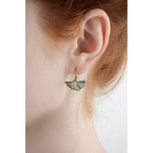 Silver Seasons Ginkgo Single Leaf Earrings 4803BZ