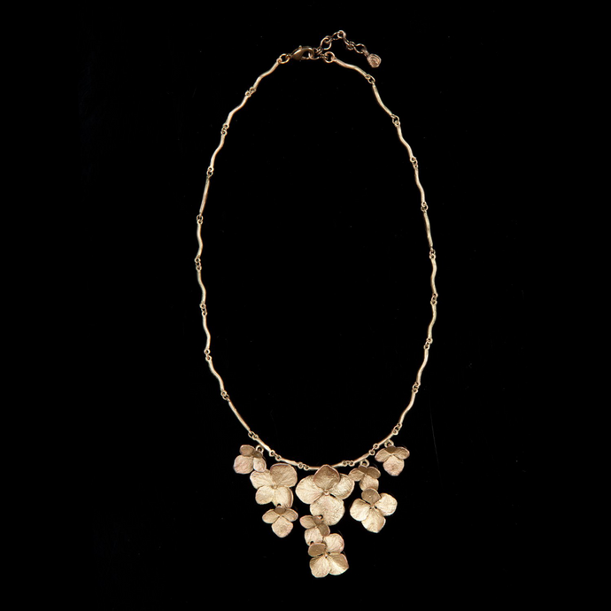 Silver Seasons Hydrangea Necklace 8335BZ