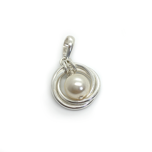 Lisa Ridout Jackie O Pendant Cream