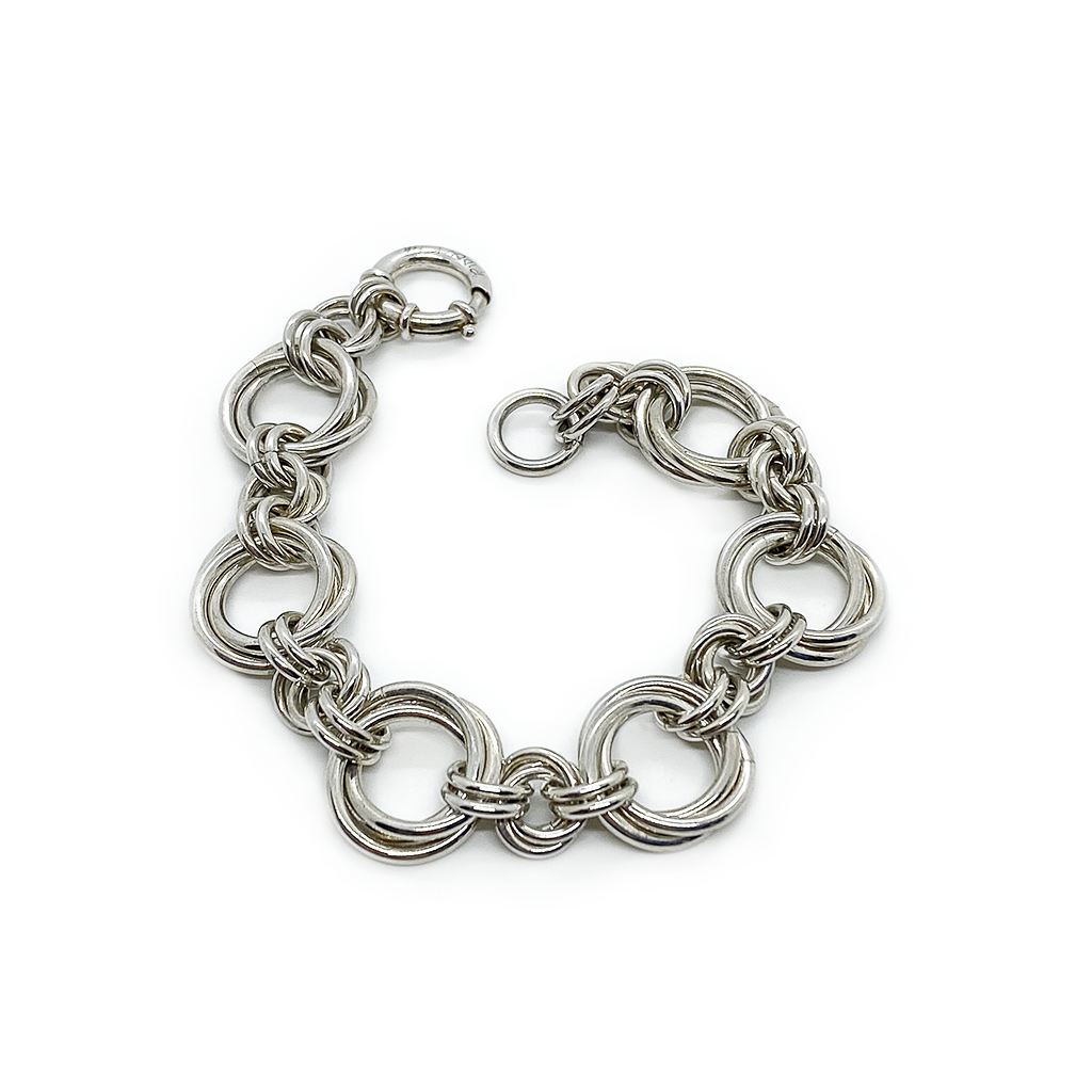 Lisa Ridout Large Love Knot Bracelet