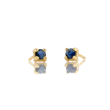 Kris Nations Sapphire Prong Set Studs Gold E669-G-SAP
