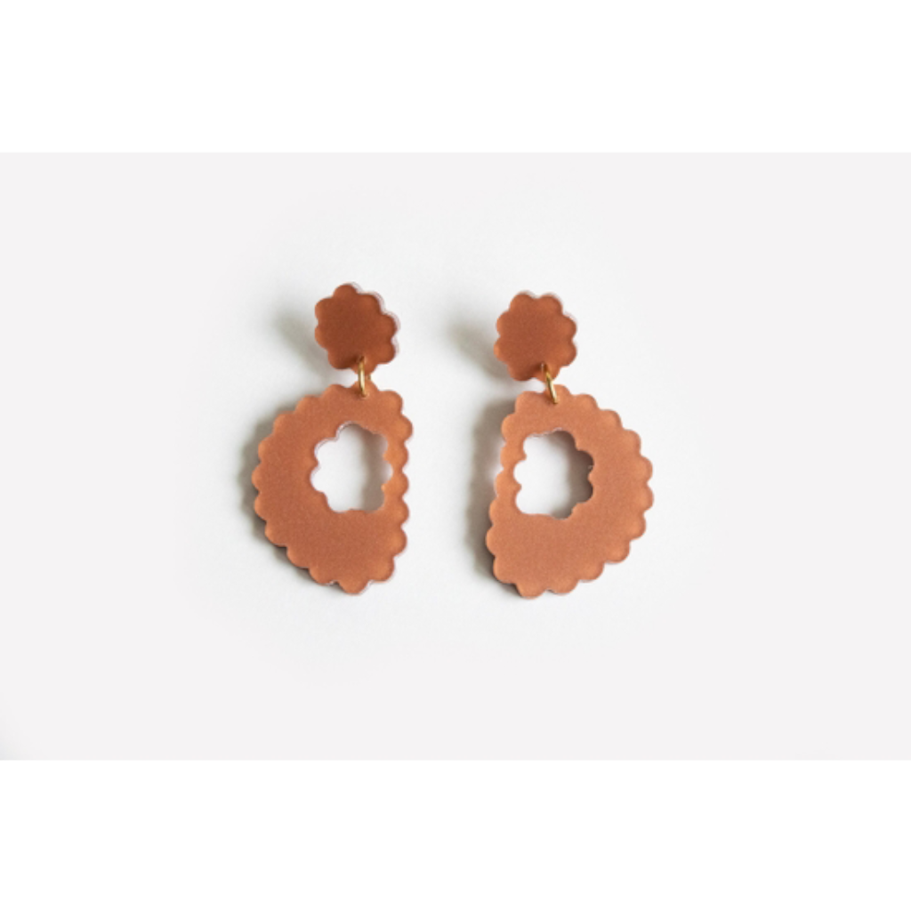 dconstruct Scallop Drop Earrings Nude N-ESCD