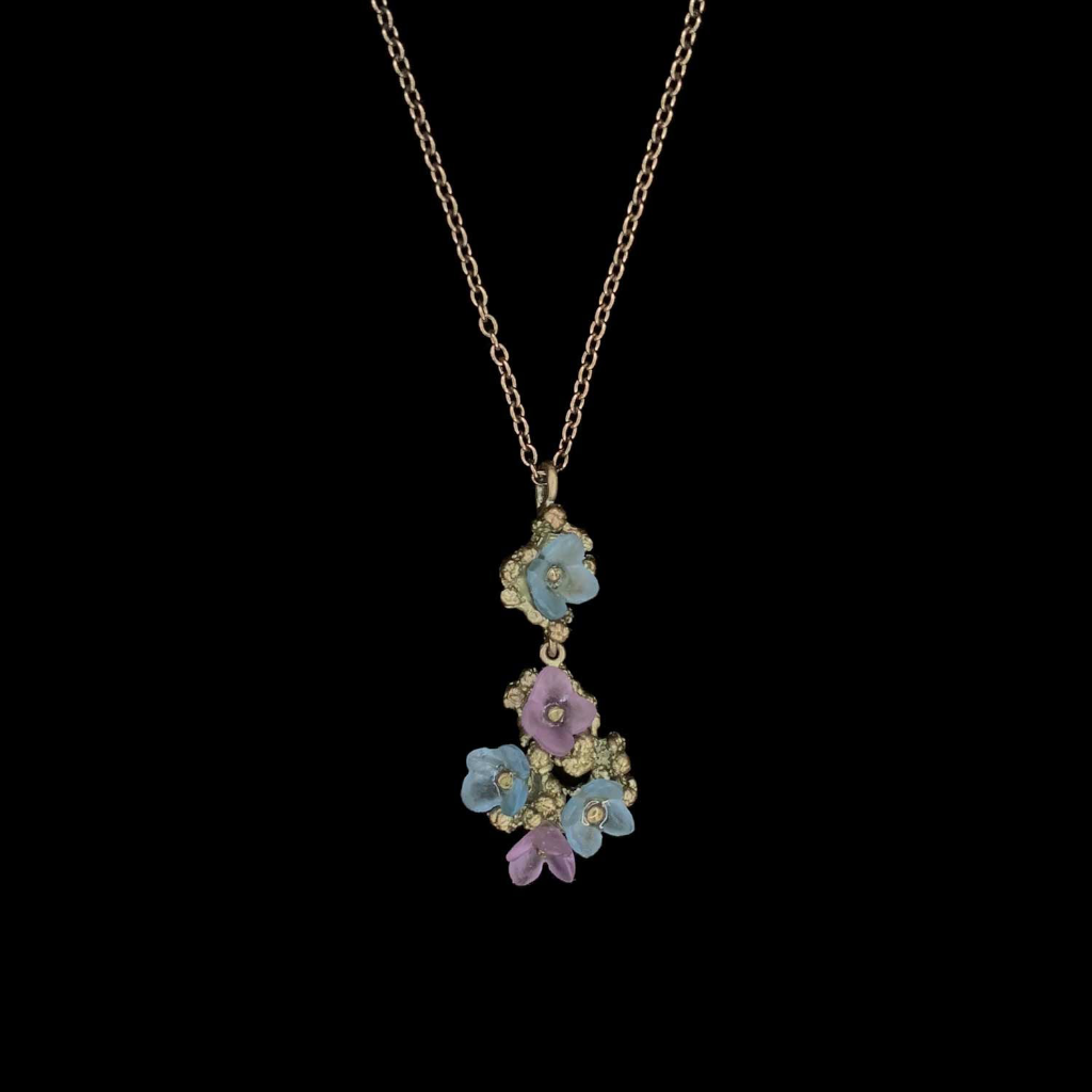Silver Seasons Spring Cape Dainty Pendant 9417BZ