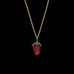 Silver Seasons Strawberry Dainty Pendant 9422BZ