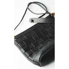 Uppdoo Venture Crossbody Black